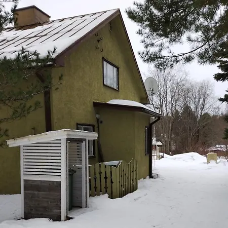 Veikkola Apartment *